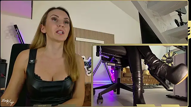 HerrinAnja online show from February 5, 2026, 7:10 pm