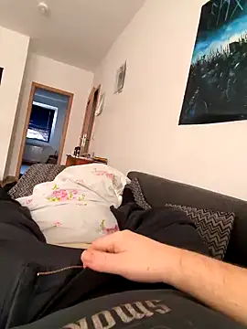 Henryb61 online show from December 13, 2024, 11:23 am