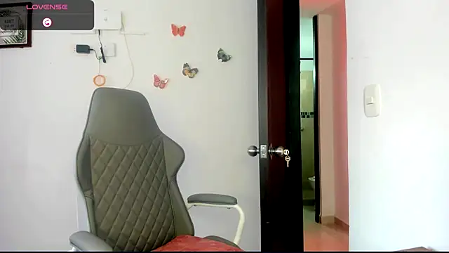 Snapshot of Nala_j8 chatting on March 1, 2025, 2:55 pm Nala j8 online show from March 1, 2025, 2:55 pm