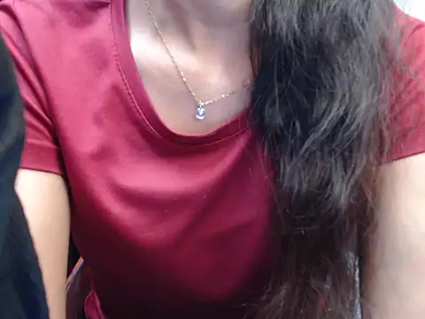 Snapshot of Angel_kiyara chatting on November 18, 2025, 4:43 pm Angel kiyara online show from November 18, 2025, 4:43 pm