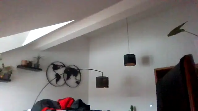 BennyLommy online show from February 4, 2026, 12:44 pm