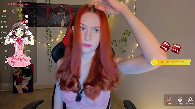 Snapshot of FruttiTatti chatting on November 20, 2025, 4:35 am FruttiTatti online show from November 20, 2025, 4:35 am