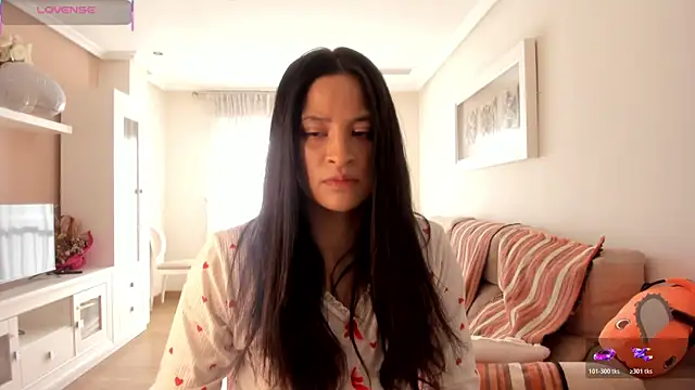 Snapshot of bella_apont chatting on November 27, 2025, 10:05 am bella apont online show from November 27, 2025, 10:05 am