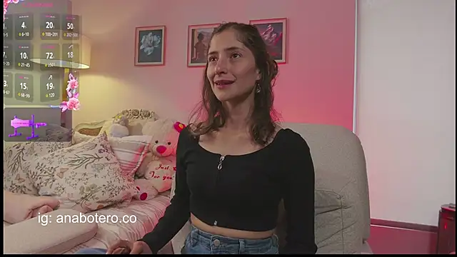 KittyAna online show from November 26, 2025, 8:42 pm