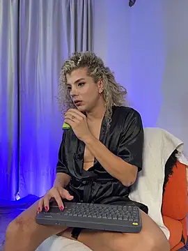 Snapshot of Georgiafox chatting on December 3, 2025, 6:25 am Georgiafox online show from December 3, 2025, 6:25 am