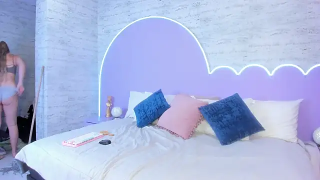 Giaa Ross online show from January 8, 2026, 7:31 pm