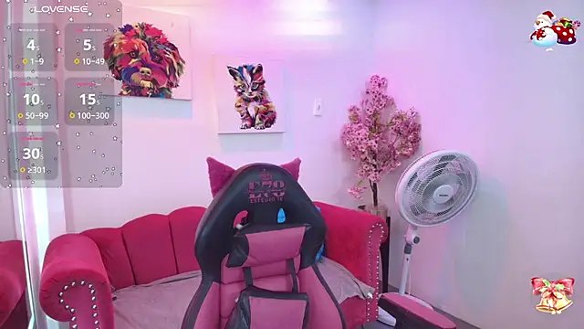 Snapshot of Miss_dolly_ chatting on December 17, 2025, 12:32 pm Miss dolly online show from December 17, 2025, 12:32 pm