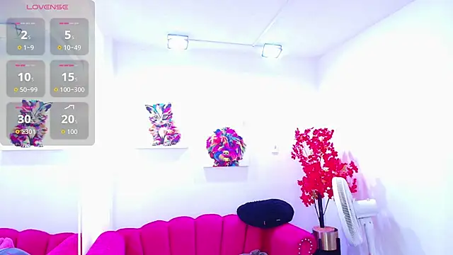 Miss dolly  online show from April 9, 2026, 12:33 pm