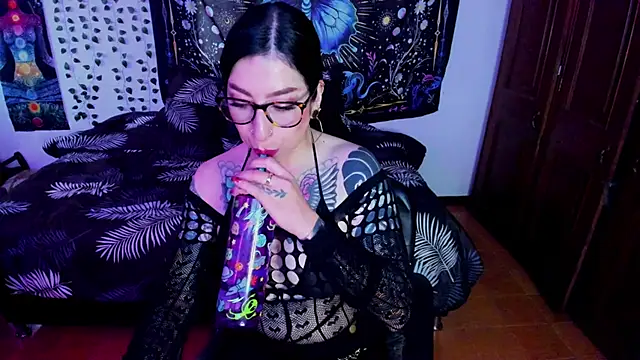 Snapshot of alice_666f chatting on May 26, 2026, 2:37 pm alice 666f online show from May 26, 2026, 2:37 pm