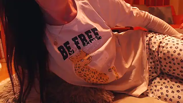 LovelyAndraGirl online show from March 16, 2026, 5:05 pm