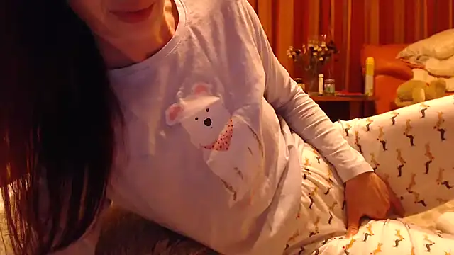 LovelyAndraGirl online show from May 16, 2026, 8:19 pm