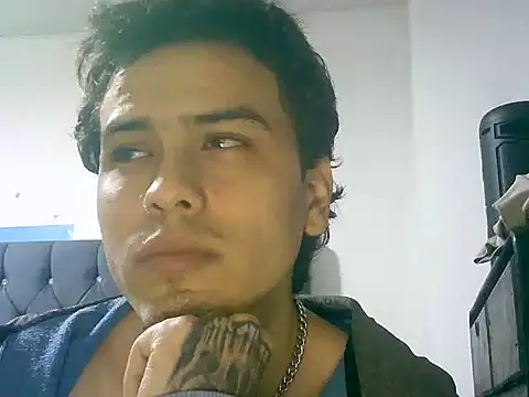 chamitopolla21 online show from June 20, 2026, 2:16 am