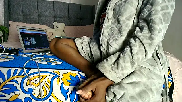 t-NaughtyLicia online show from March 23, 2026, 6:02 am