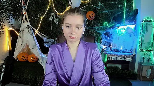 MayaSinabon online show from October 21, 2025, 9:09 am