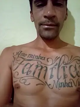 adriabis013 online show from December 20, 2025, 4:10 pm