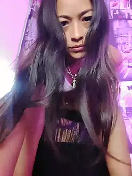 latiinahot online show from July 22, 2026, 2:02 am