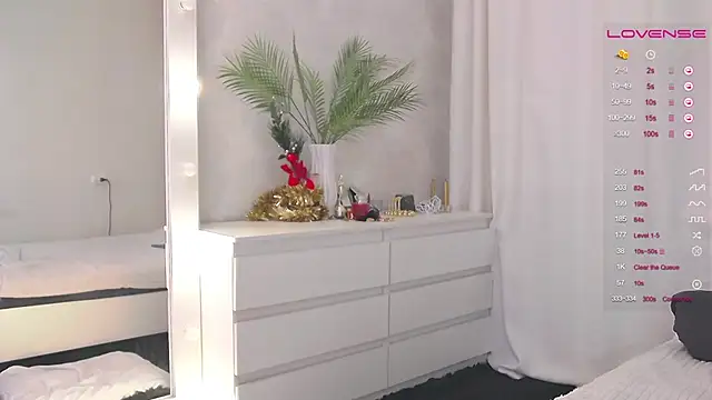 -MARIDRAGON- online show from March 19, 2025, 1:29 pm