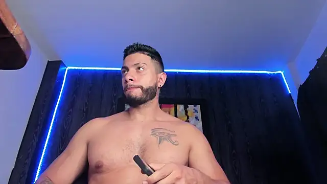 Snapshot of Mark_Buffet02 chatting on December 9, 2024, 6:03 pm Mark Buffet02 online show from December 9, 2024, 6:03 pm