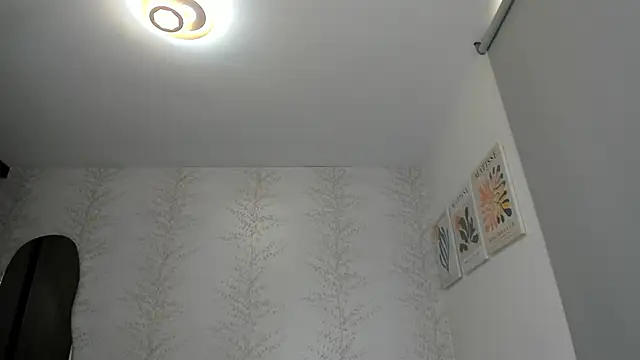 Snapshot of layla_vanegas chatting on January 25, 2025, 5:19 pm layla vanegas online show from January 25, 2025, 5:19 pm