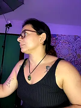 Snapshot of Amarantha_666 chatting on October 30, 2025, 8:50 pm Amarantha 666 online show from October 30, 2025, 8:50 pm