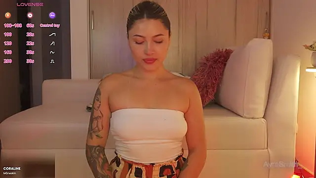 AyraSmith  online show from February 20, 2025, 10:59 pm