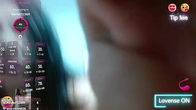 lindaesmeralda online show from January 11, 2026, 1:29 pm