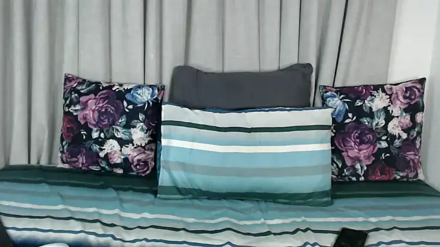 HotSmallTits online show from February 14, 2026, 6:19 pm