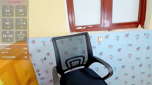 Snapshot of __Saphia__ chatting on October 15, 2025, 3:27 am Saphia online show from October 15, 2025, 3:27 am