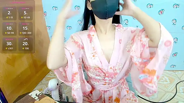 Snapshot of __Saphia__ chatting on September 24, 2025, 12:18 am Saphia online show from September 24, 2025, 12:18 am