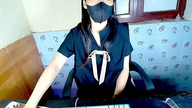 Snapshot of __Saphia__ chatting on October 19, 2025, 2:42 pm Saphia online show from October 19, 2025, 2:42 pm