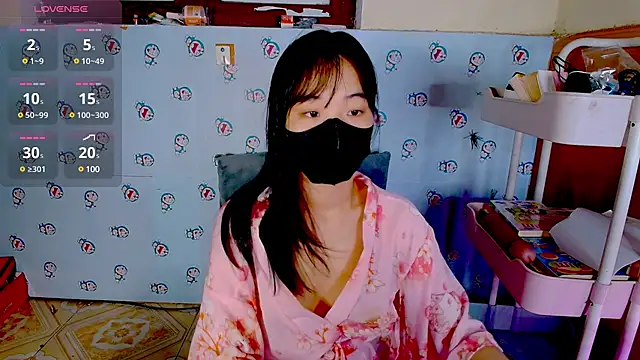 Snapshot of __Saphia__ chatting on March 21, 2025, 12:51 am Saphia online show from March 21, 2025, 12:51 am