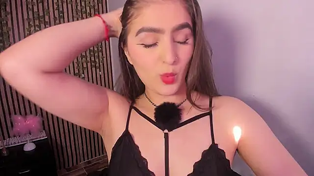 sofia 44 online show from June 3, 2026, 2:07 pm