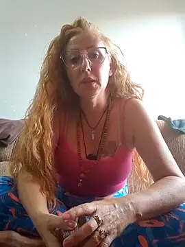 Snapshot of MILEIDE980 chatting on November 17, 2025, 5:50 pm MILEIDE980 online show from November 17, 2025, 5:50 pm