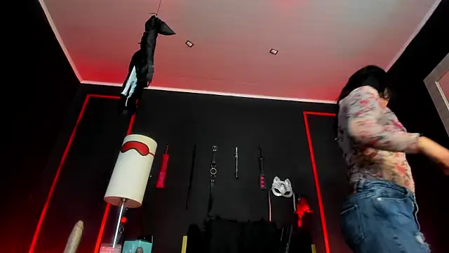 CharlotteScotte online show from October 24, 2025, 11:53 am