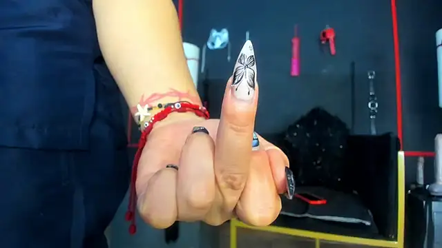 CharlotteScotte online show from December 2, 2025, 11:45 am