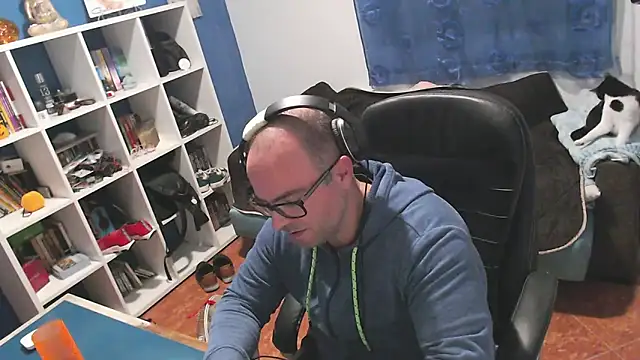 Snapshot of ravingr4d4 chatting on November 1, 2025, 10:03 pm ravingr4d4 online show from November 1, 2025, 10:03 pm