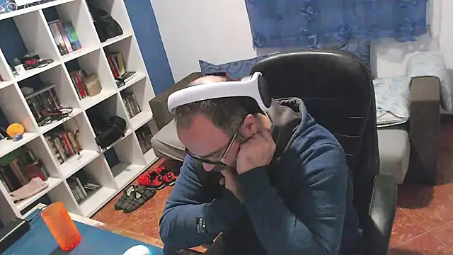 Snapshot of ravingr4d4 chatting on November 26, 2025, 10:54 pm ravingr4d4 online show from November 26, 2025, 10:54 pm