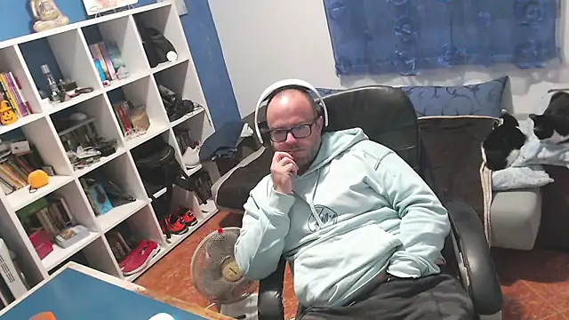 Snapshot of ravingr4d4 chatting on November 8, 2025, 9:07 pm ravingr4d4 online show from November 8, 2025, 9:07 pm