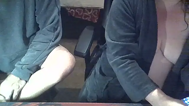 Snapshot of Silvia2277 chatting on November 18, 2025, 8:56 pm Silvia2277 online show from November 18, 2025, 8:56 pm