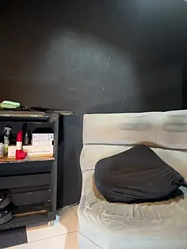 Snapshot of Abra_ham13 chatting on July 7, 2026, 10:19 am Abra ham13 online show from July 7, 2026, 10:19 am