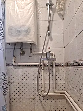 Snapshot of john_ng654321 chatting on September 29, 2025, 1:56 am john ng654321 online show from September 29, 2025, 1:56 am