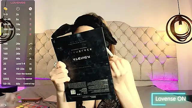 Snapshot of bellablack27 chatting on March 13, 2025, 1:29 pm bellablack27 online show from March 13, 2025, 1:29 pm