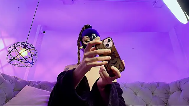 Snapshot of bellablack27 chatting on February 27, 2025, 12:46 am bellablack27 online show from February 27, 2025, 12:46 am