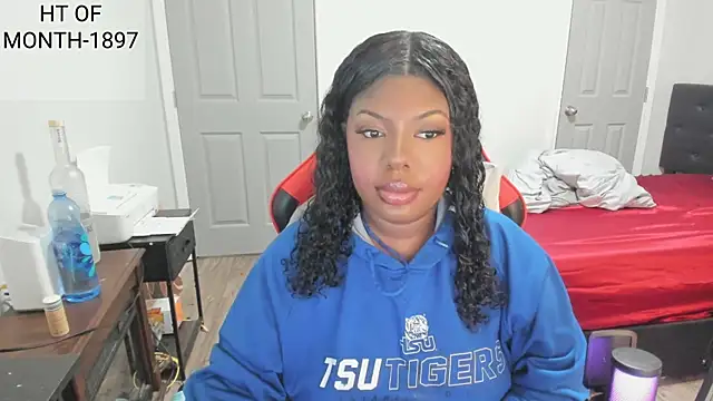 Snapshot of demi_xoxo chatting on November 12, 2025, 3:21 am demi xoxo online show from November 12, 2025, 3:21 am