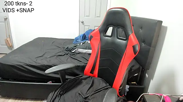 Snapshot of demi_xoxo chatting on March 2, 2026, 7:15 am demi xoxo online show from March 2, 2026, 7:15 am