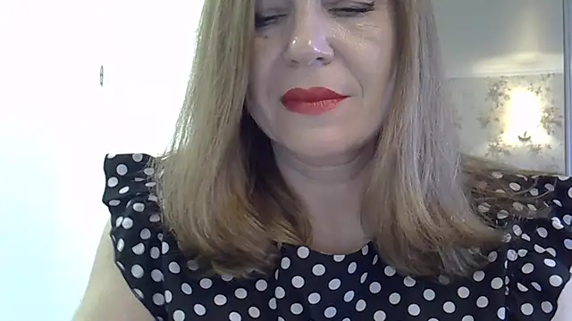 Alexandra-Rosee online show from November 30, 2025, 4:46 am