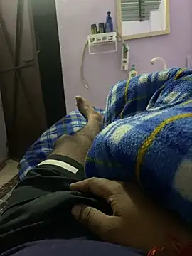 Snapshot of delhiboyz1 chatting on February 24, 2025, 6:04 pm delhiboyz1 online show from February 24, 2025, 6:04 pm