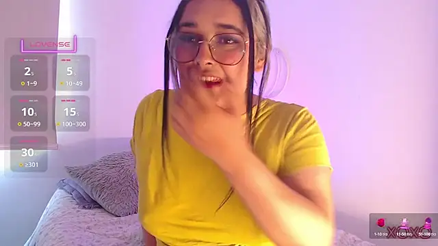 Snapshot of Megan_FE chatting on February 24, 2025, 5:31 pm Megan FE online show from February 24, 2025, 5:31 pm