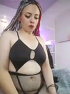 CaroFisher online show from September 13, 2025, 2:28 pm