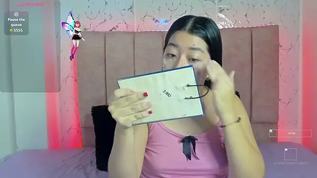 Snapshot of sexylaurita chatting on October 8, 2025, 2:29 pm sexylaurita online show from October 8, 2025, 2:29 pm